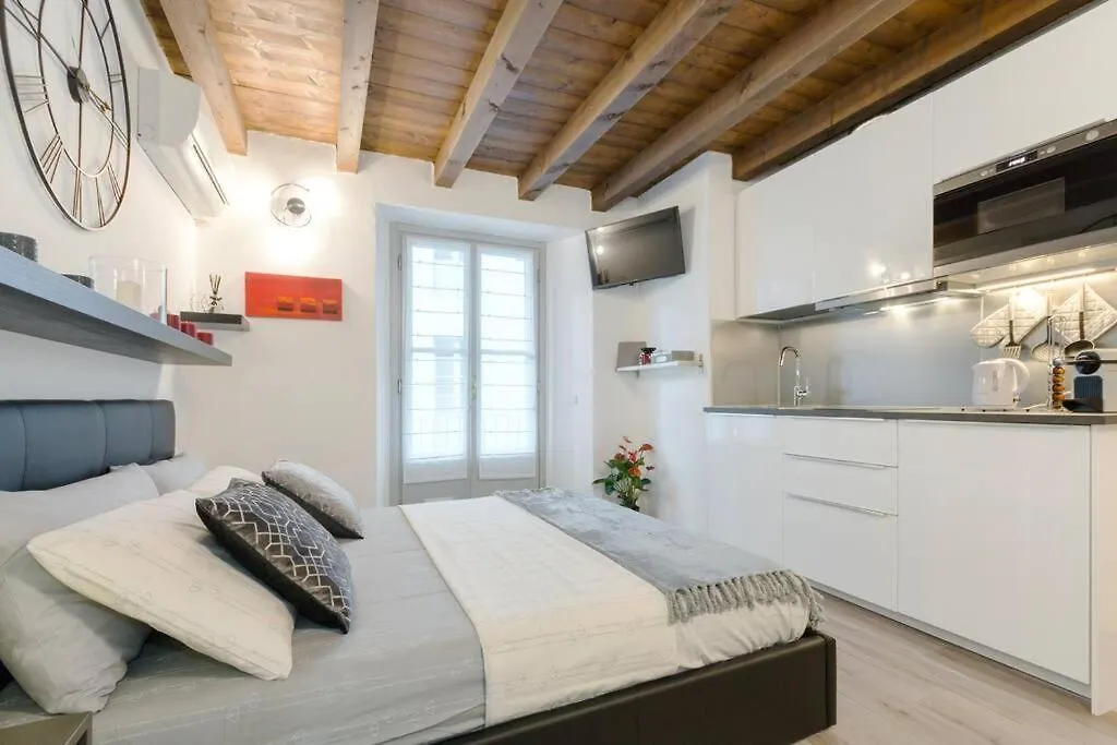 Antico Loft كومو شقة