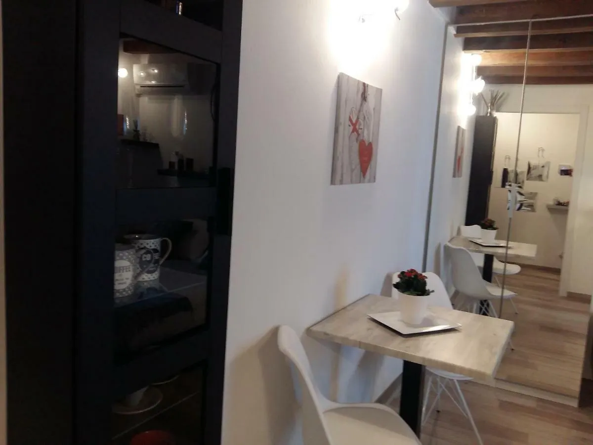 Antico Loft كومو شقة